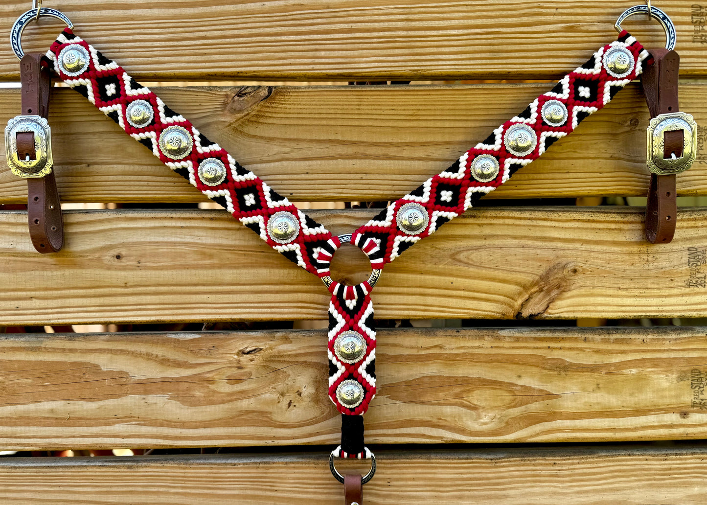 The Beau - Red, Black, Natural