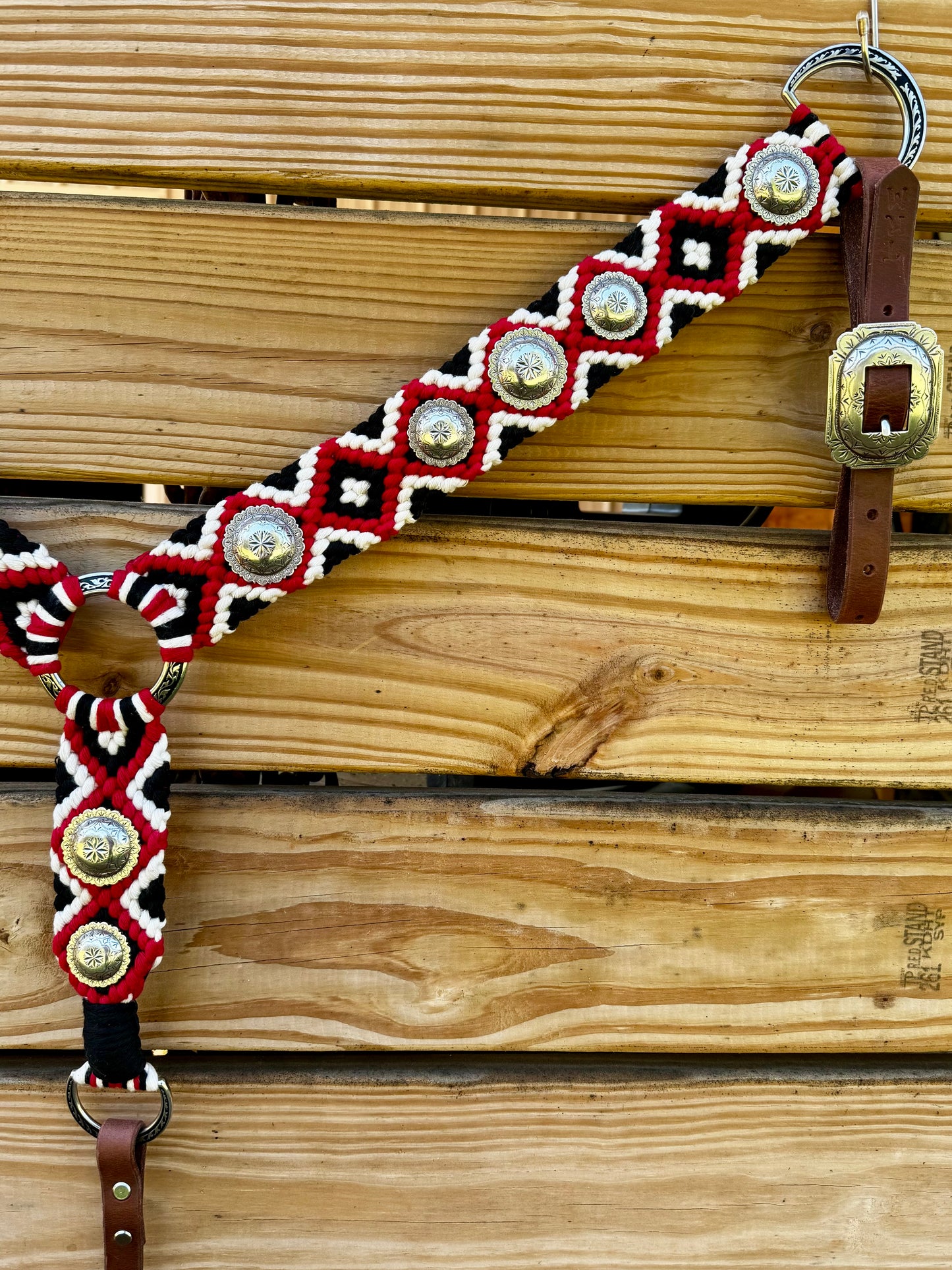 The Beau - Red, Black, Natural